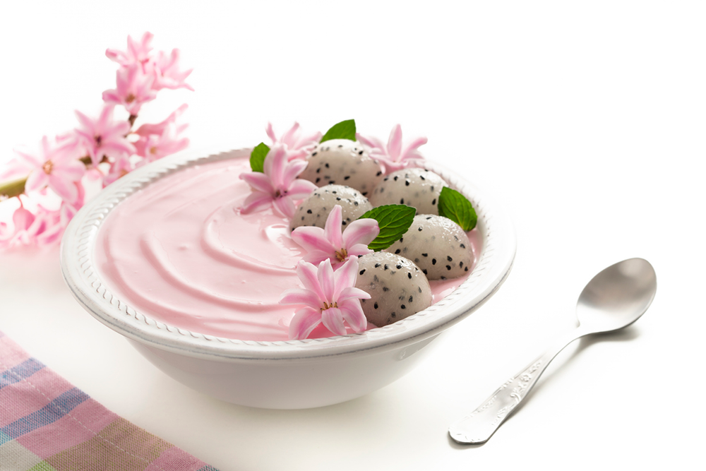 Dragon Fruit Yogurt Parfait