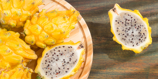 What does Yellow Dragon Fruit taste like?